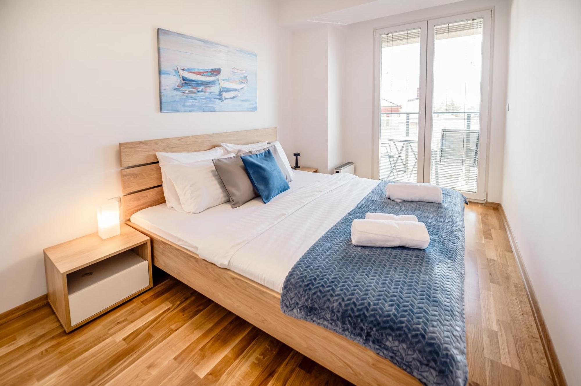Private Near & Old Town Fast Wifi Apartment